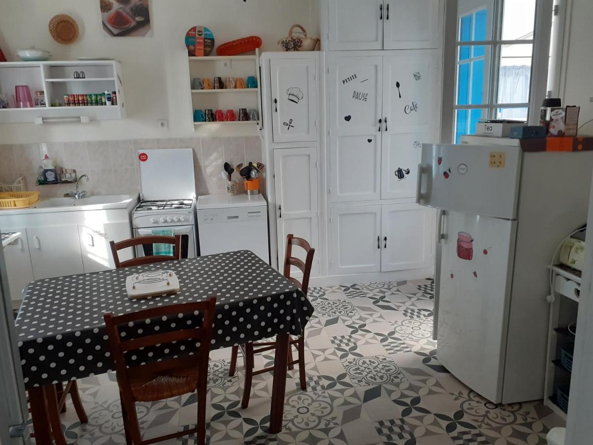 Pluie de roses Apartamento Royan Exterior foto