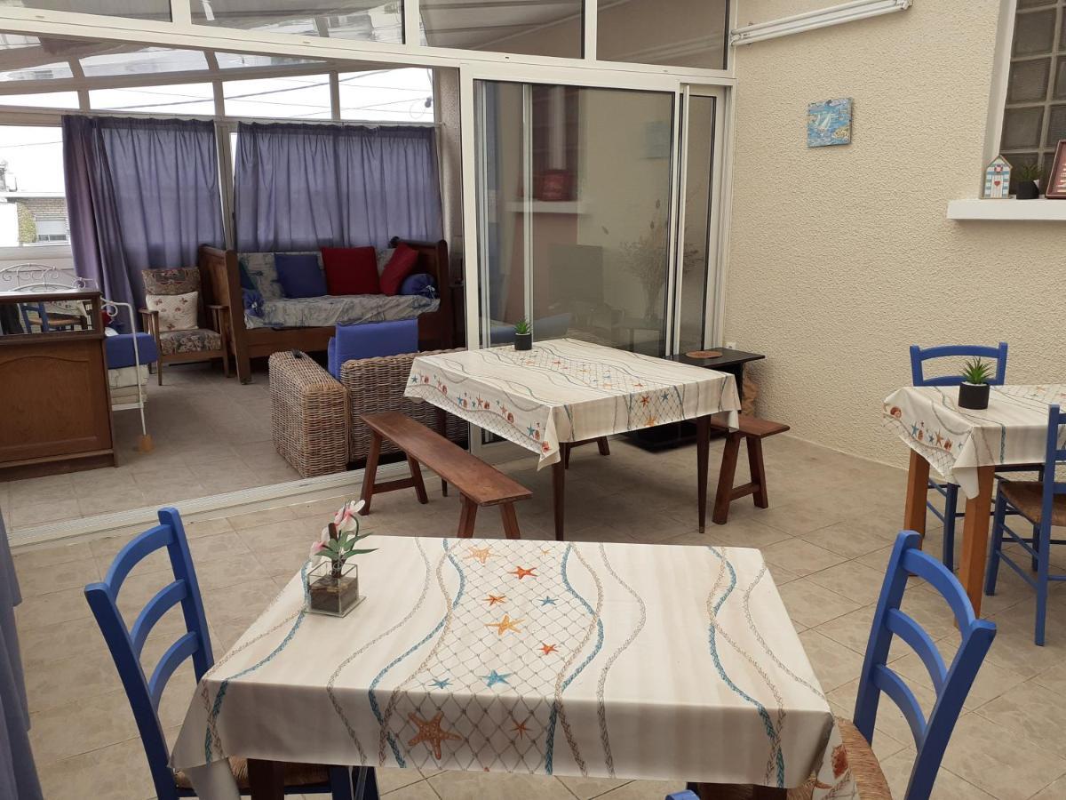 Pluie de roses Apartamento Royan Exterior foto