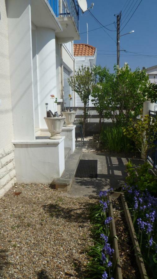 Pluie de roses Apartamento Royan Exterior foto